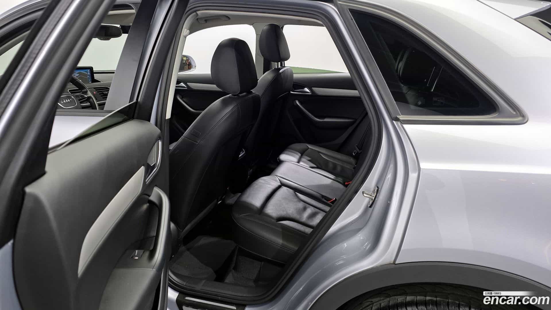 Q3 Audi 2015.4-OPTION-015