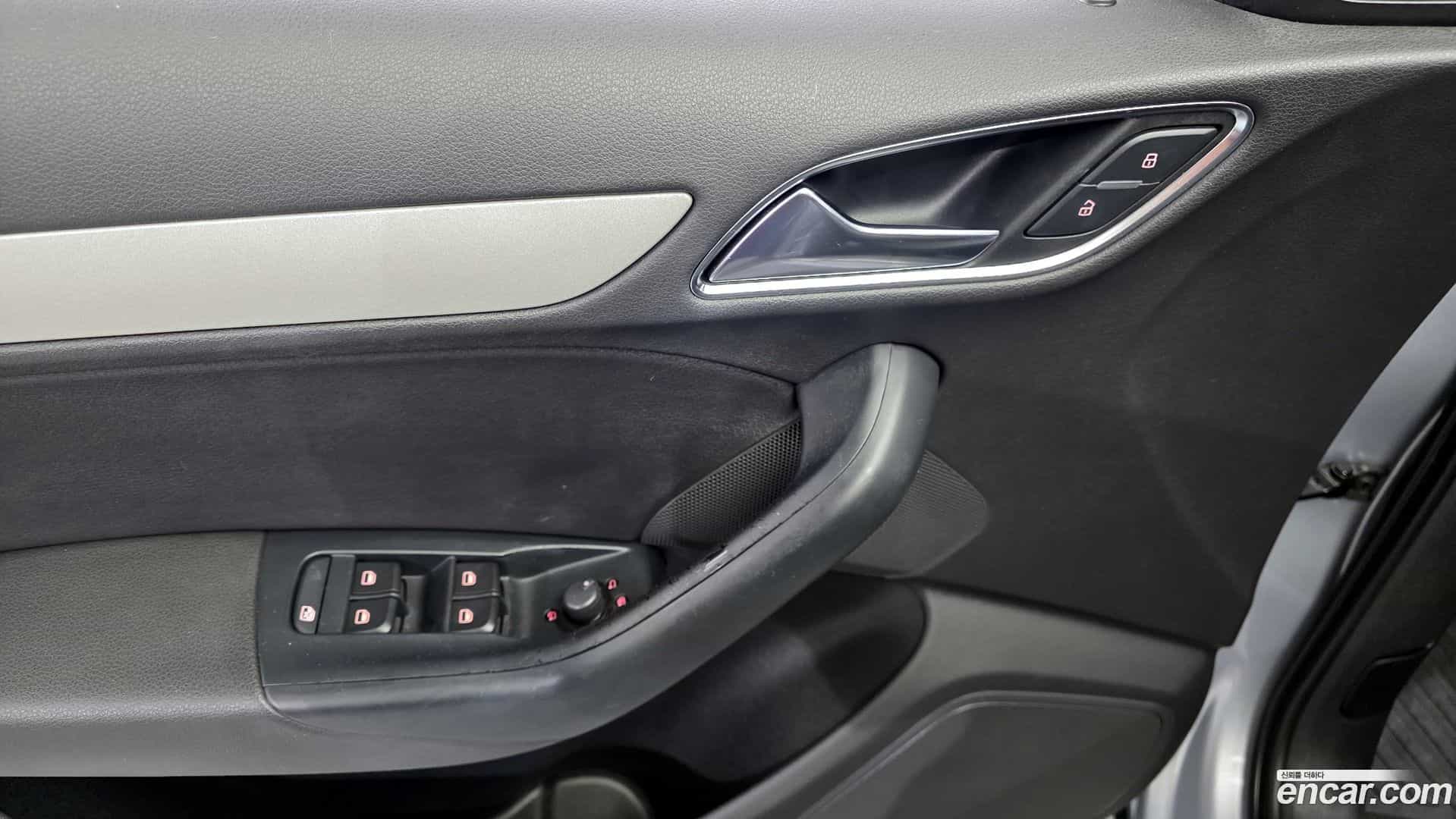 Q3 Audi 2015.4-OPTION-018