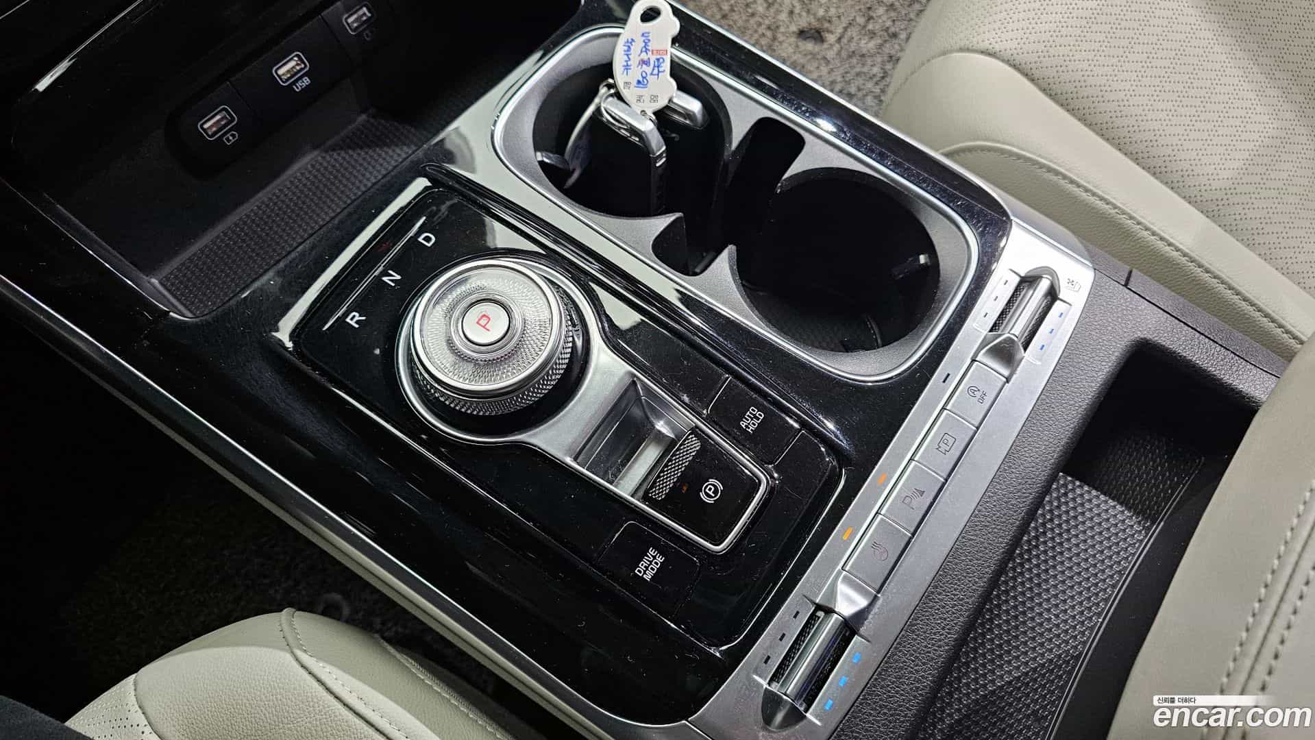 Canival Kia 2022.1-INNER-009