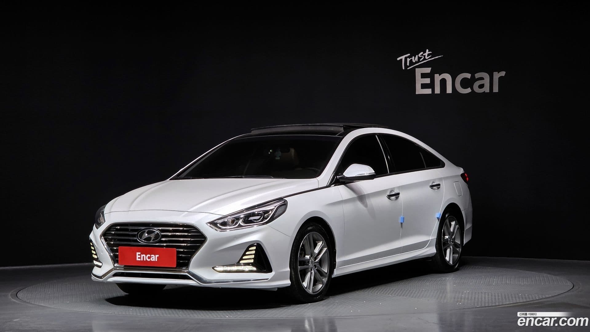 Main__Slider__Photo:Sonata Hyundai 2017.9-0