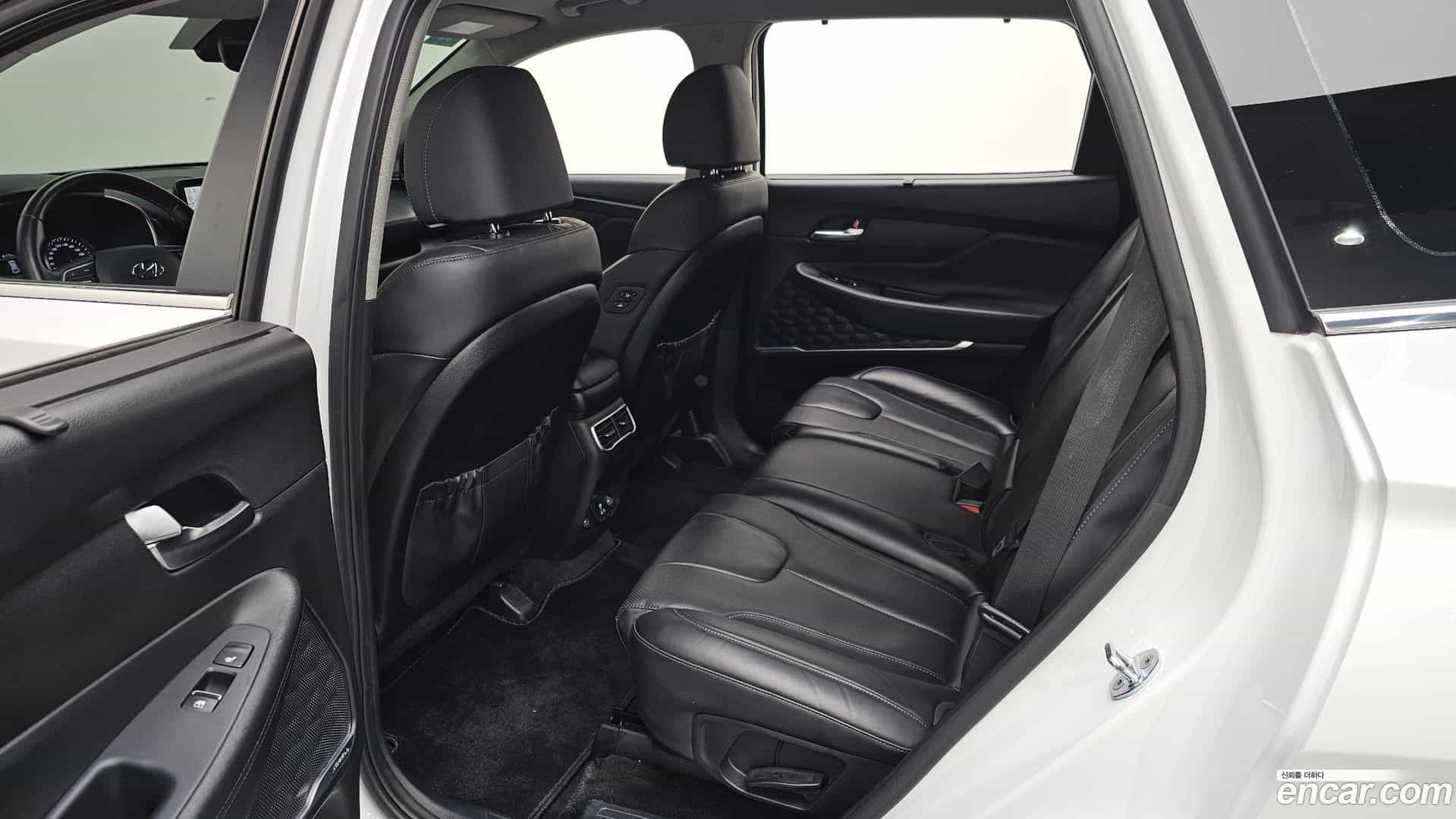 Santafe Hyundai 2022.1-OPTION-016
