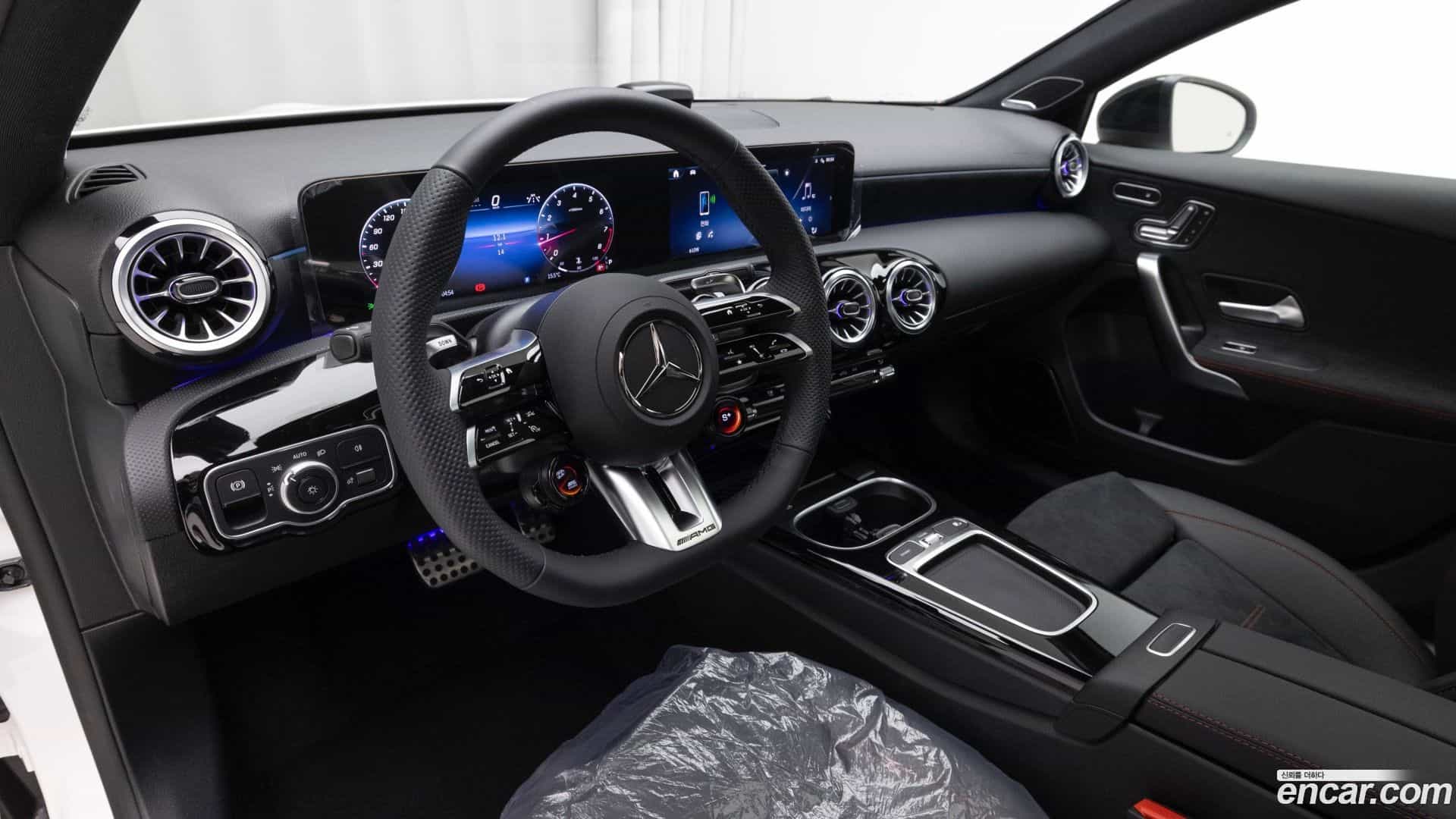 A-Class Mercedes-Benz 2025.6-OPTION-017