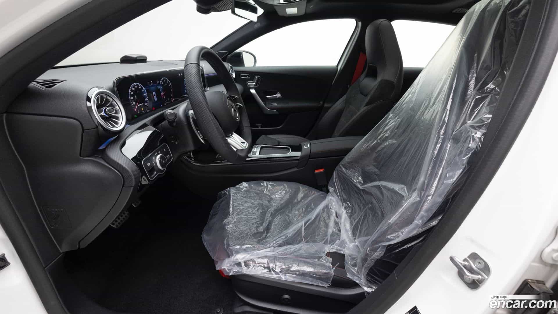 A-Class Mercedes-Benz 2025.6-OPTION-018