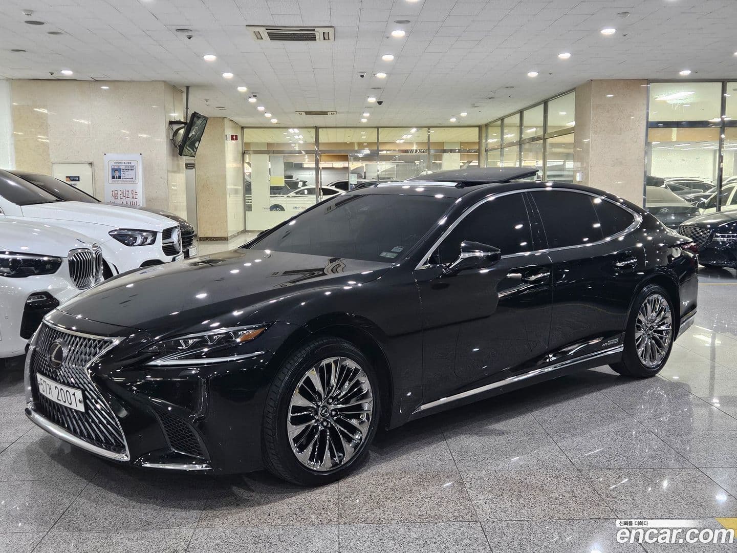 Main__Slider__Photo:LS Lexus 2018.0-0