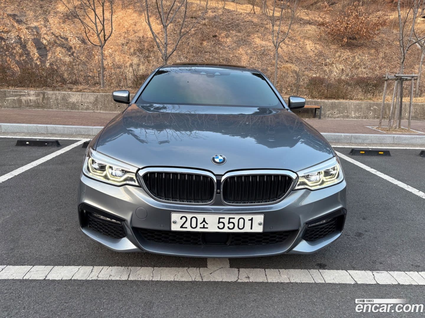 Main__Slider__Photo:5-Series BMW 2017.5-0