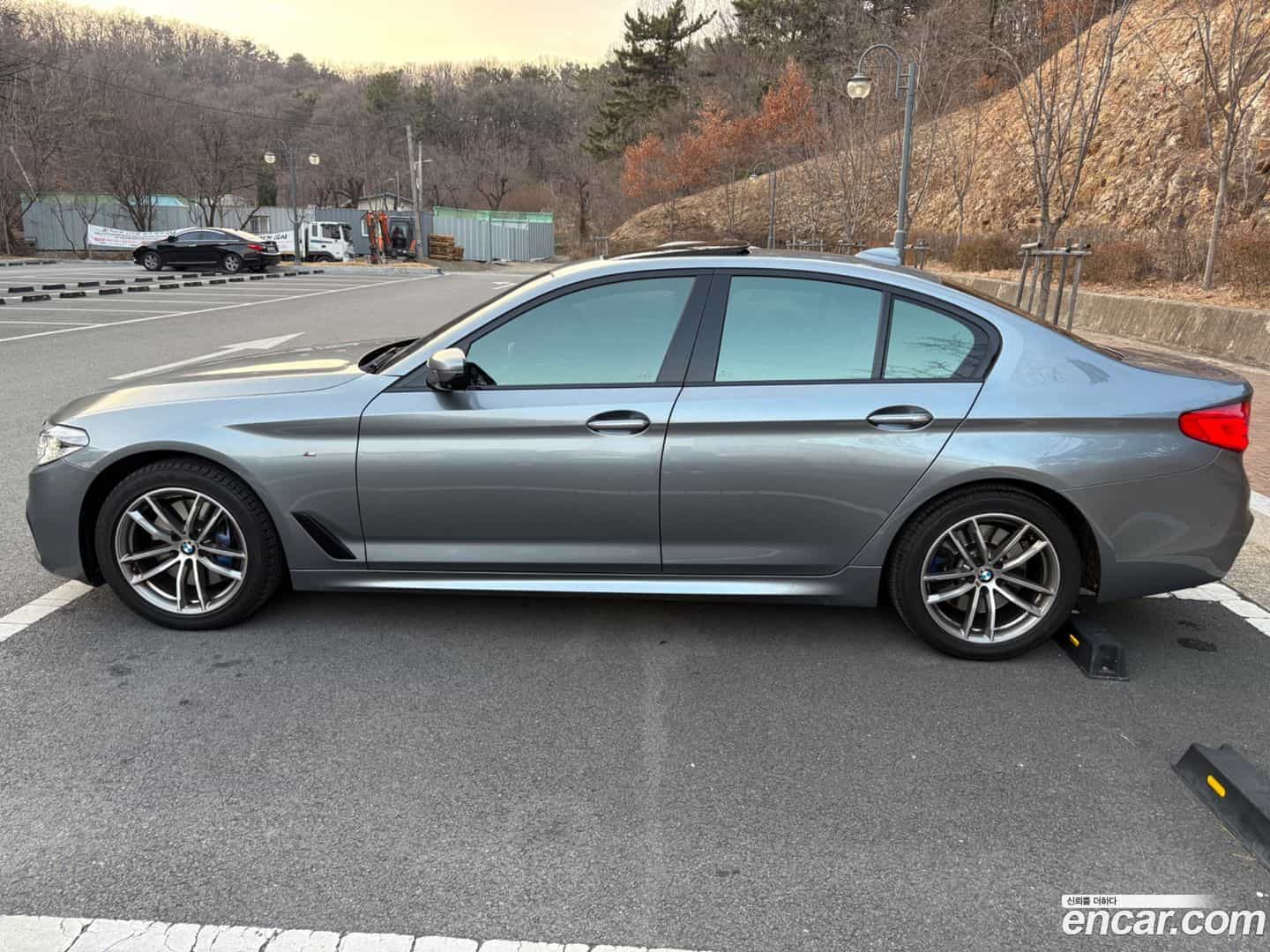 5-Series BMW 2017.5-OUTER-005