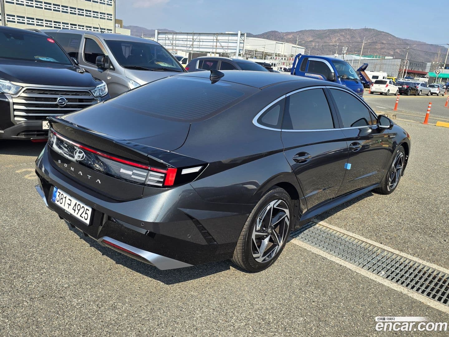 Main__Slider__Photo:Sonata Hyundai 2025.11-4
