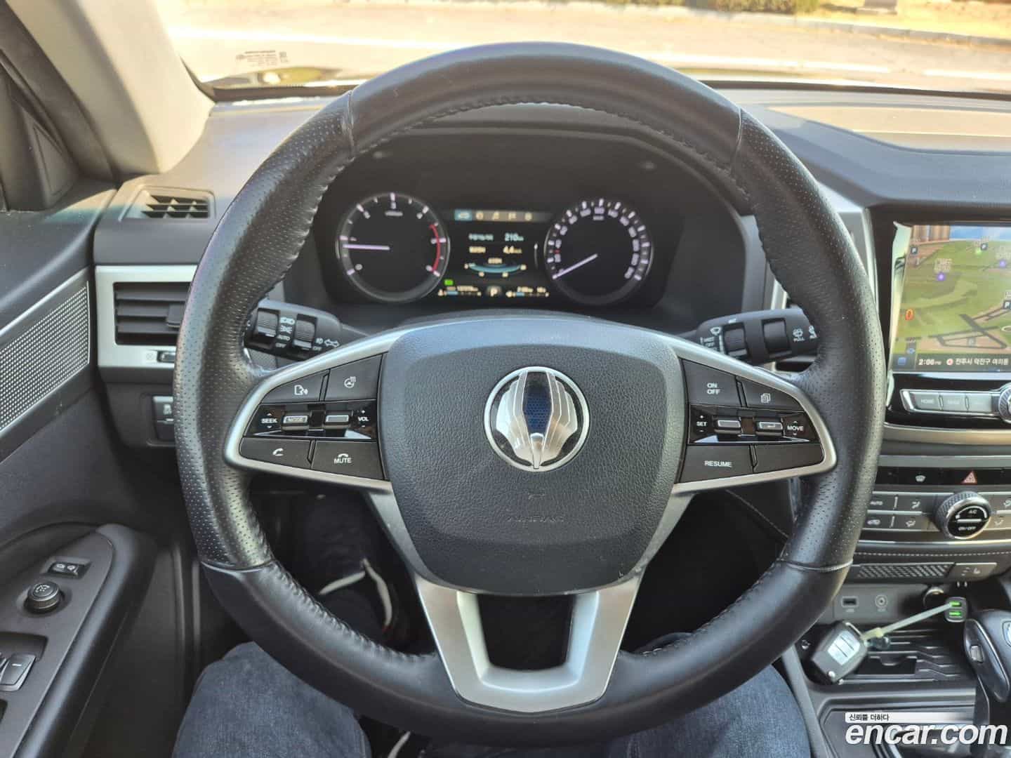 Rexton KG Mobility 2019.5-INNER-008