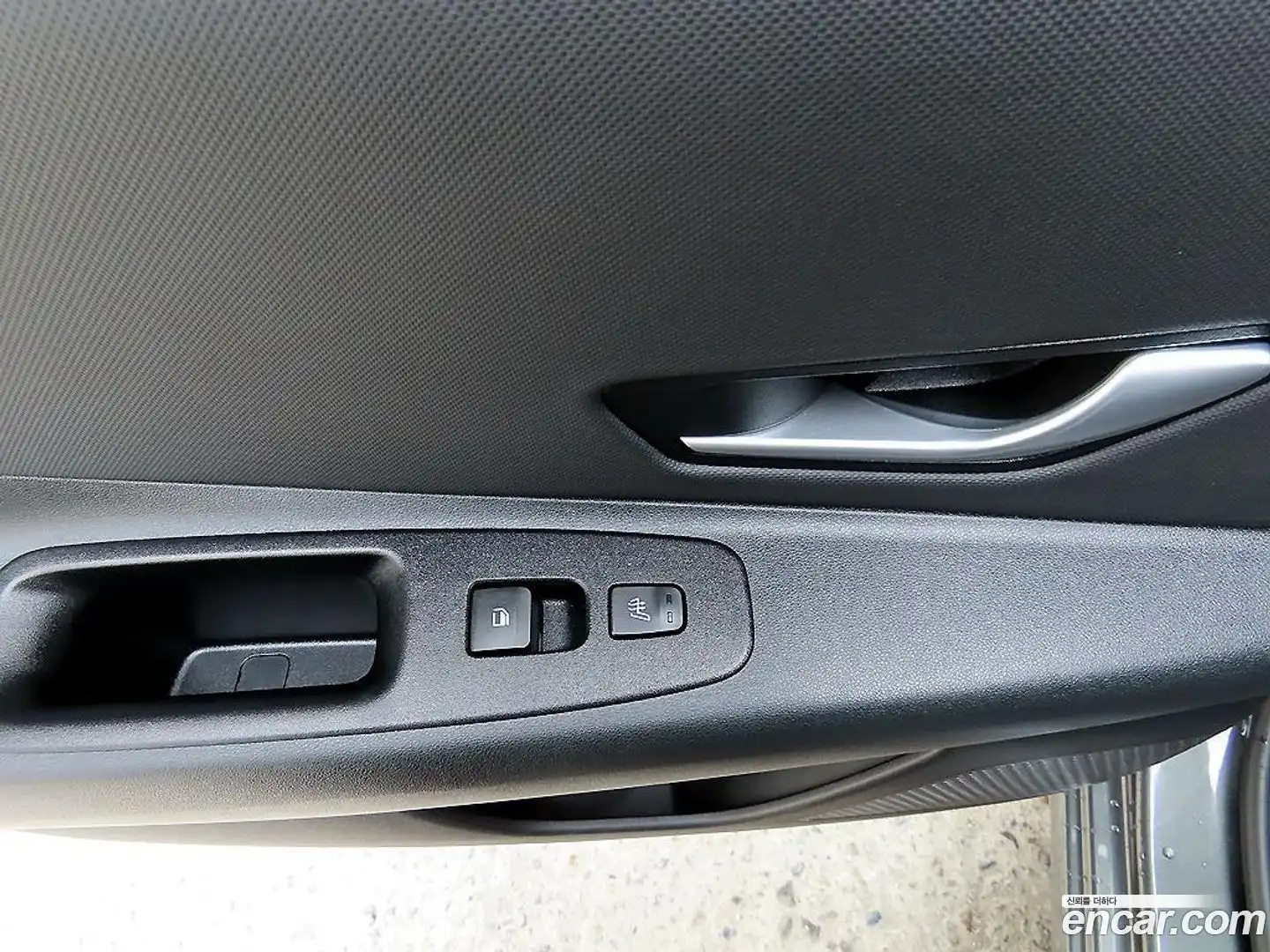 AVANTE Hyundai 2022.9-OPTION-021