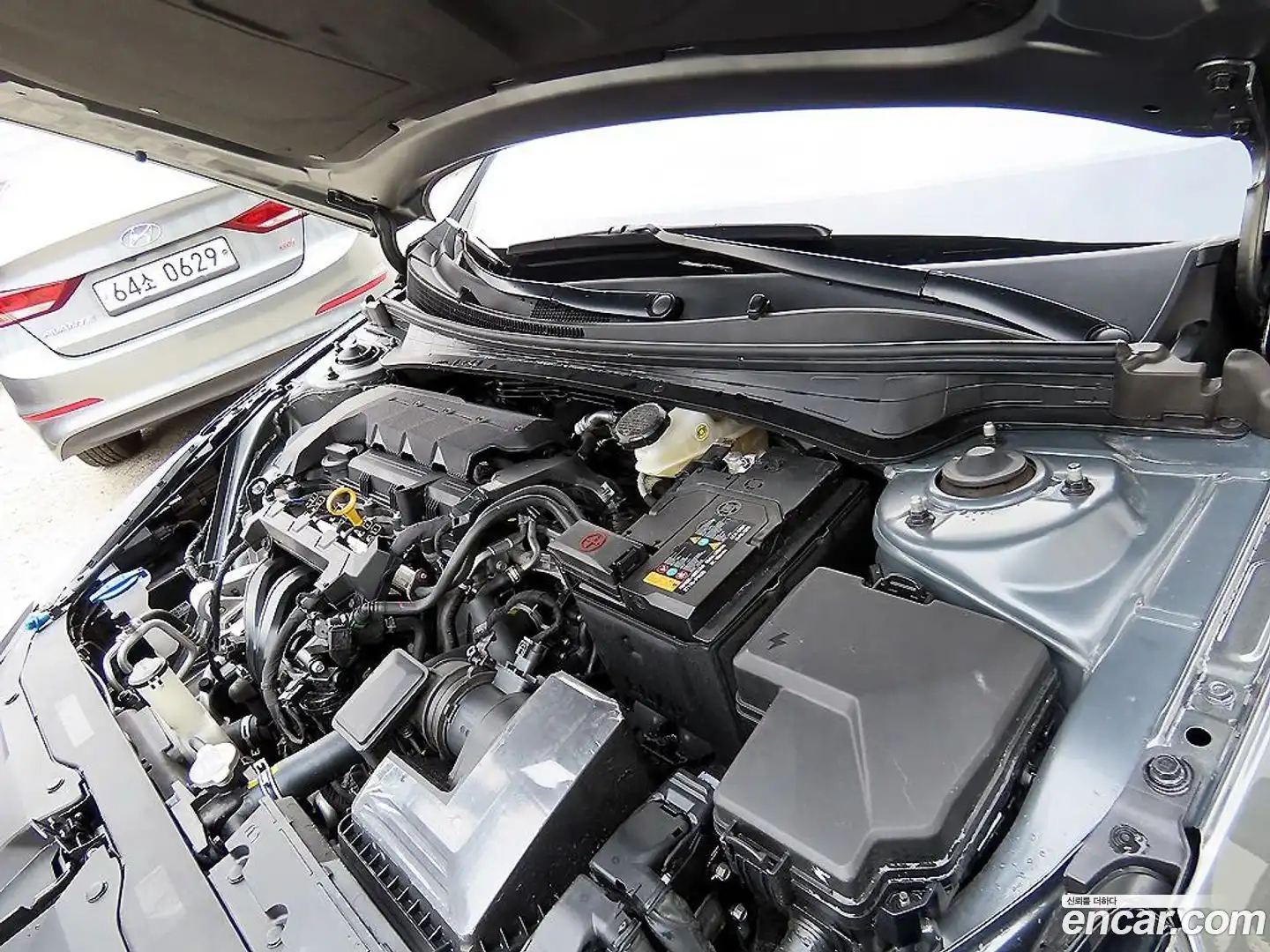 AVANTE Hyundai 2022.9-OPTION-023