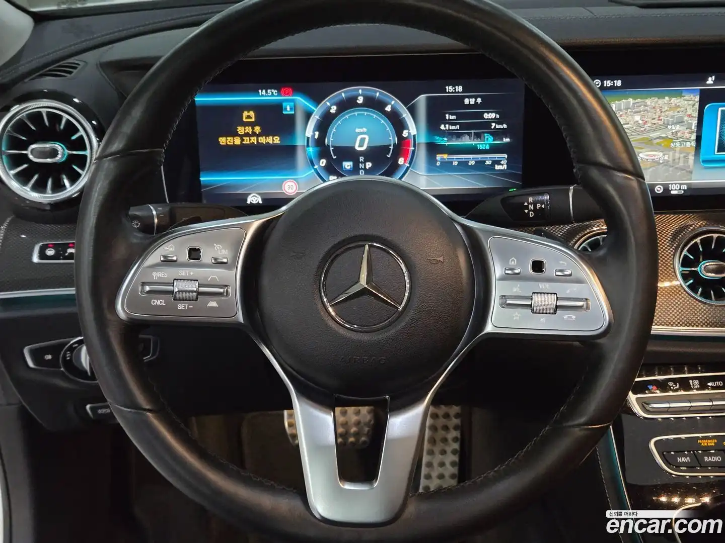 CLS-Class Mercedes-Benz 2018.10-INNER-009