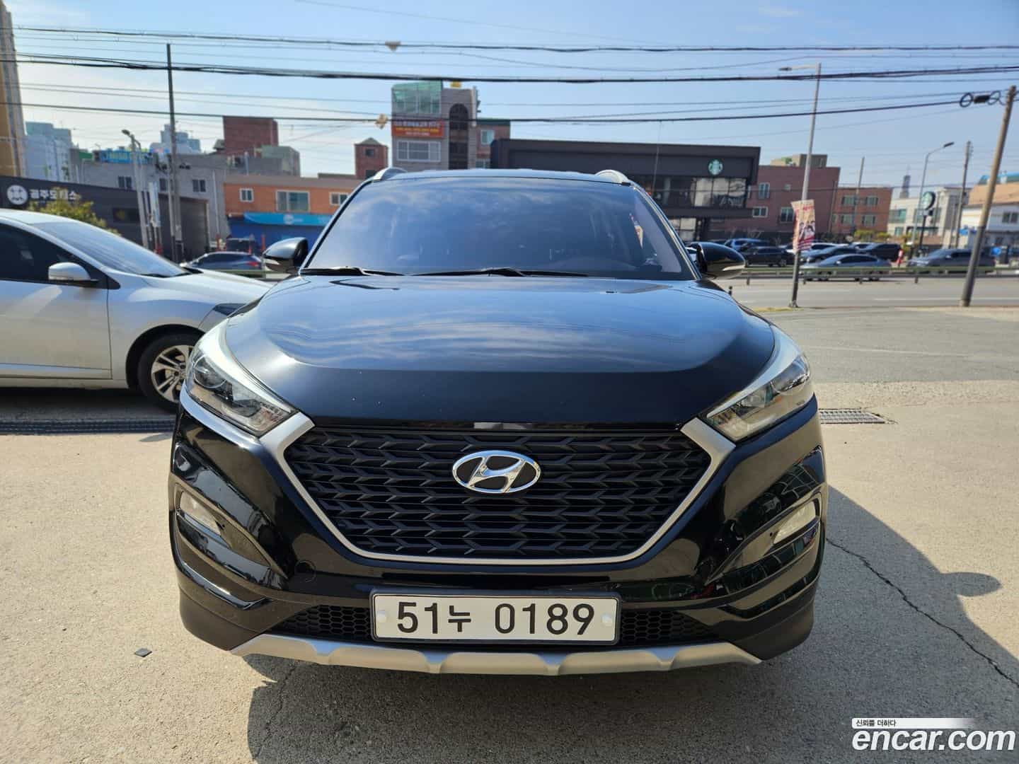 Tucson Hyundai 2016.11-OUTER-001