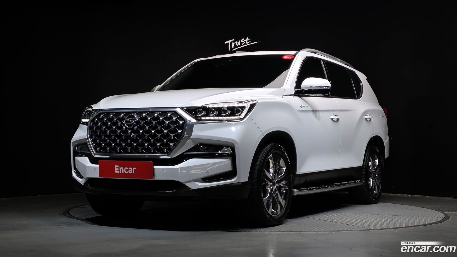 Main__Slider__Photo:Rexton KG Mobility 2021.1-0