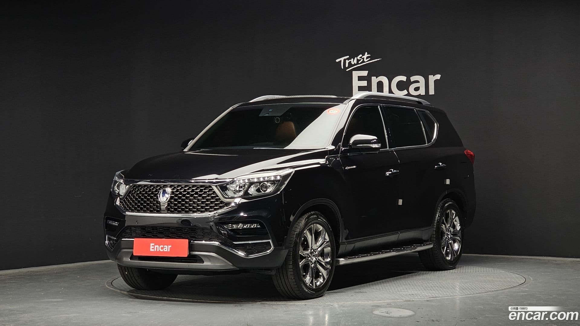 Main__Slider__Photo:Rexton KG Mobility 2020.6-0