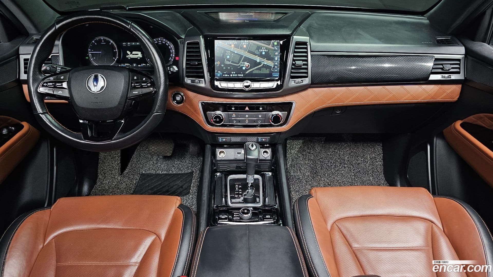 Main__Slider__Photo:Rexton KG Mobility 2020.6-6