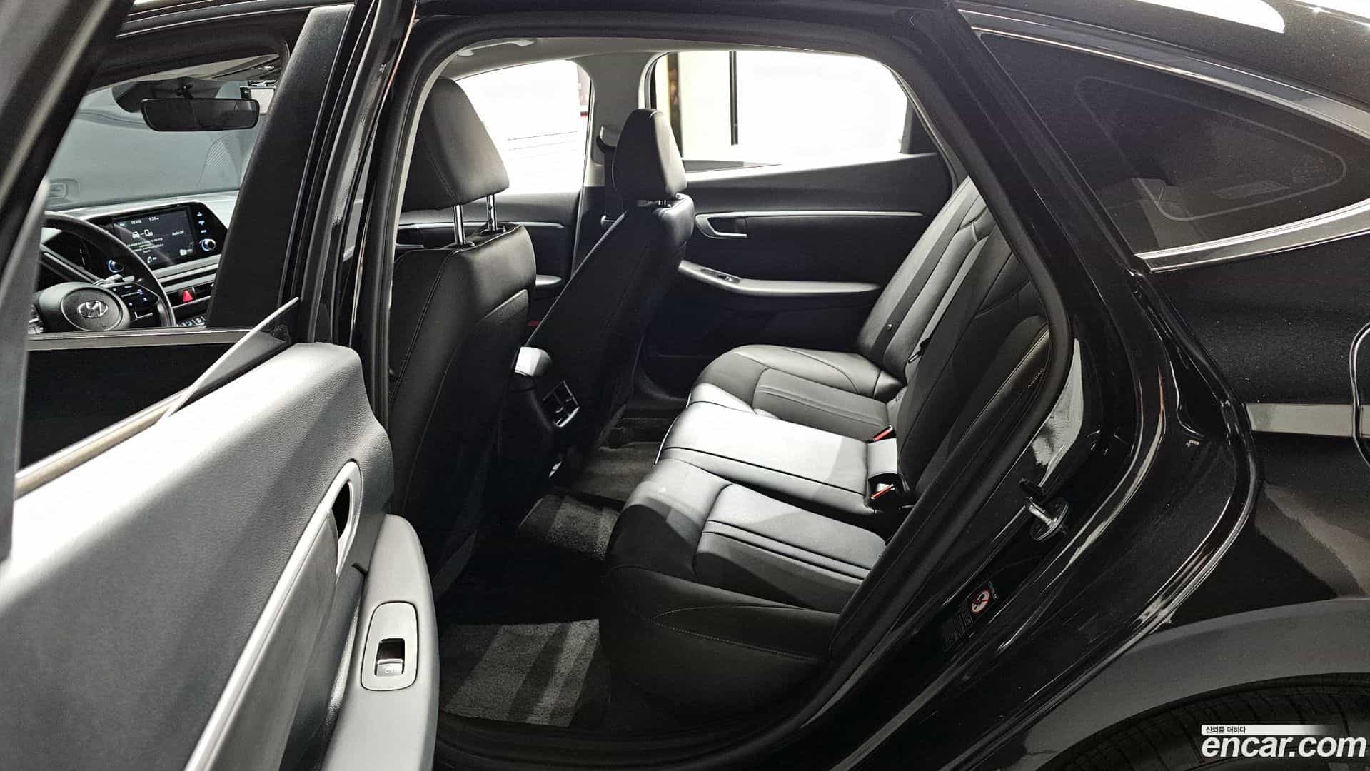 Sonata Hyundai 2019.4-OPTION-015