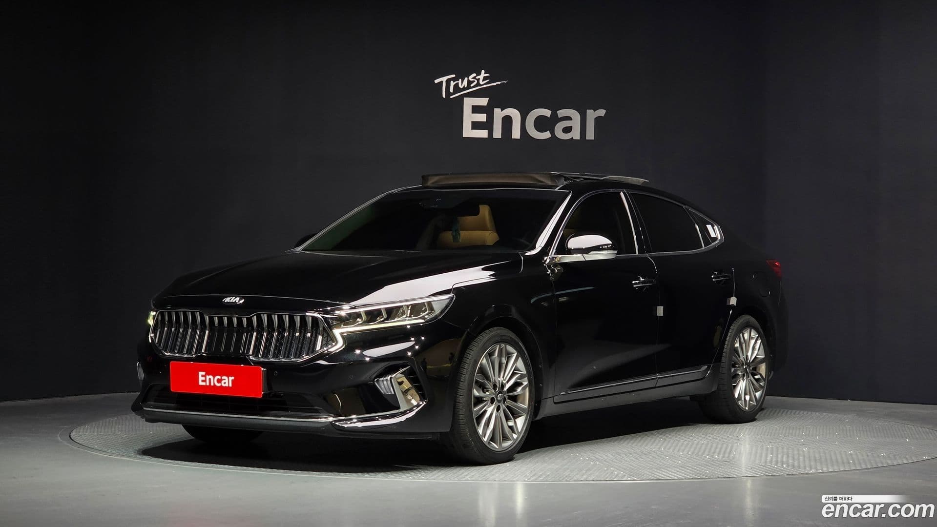 Main__Slider__Photo:K7 Kia 2021.1-0