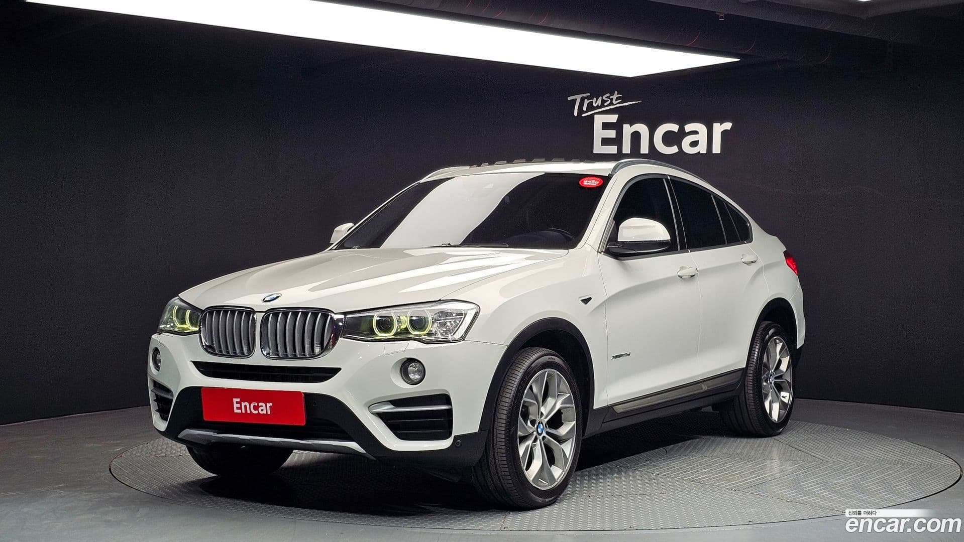 Main__Slider__Photo:X4 BMW 2016.11-0