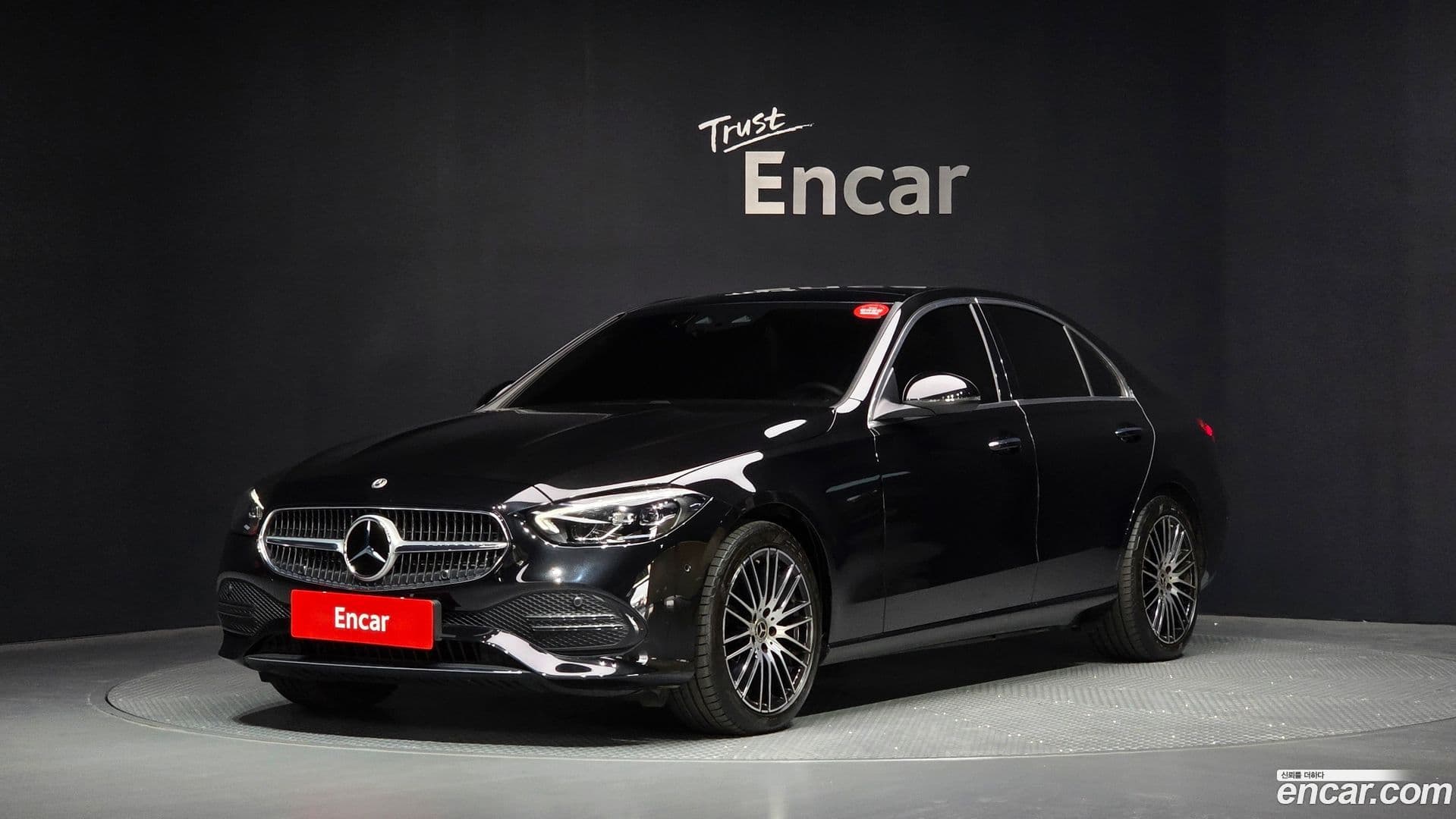 Main__Slider__Photo:C-Class Mercedes-Benz 2022.4-0