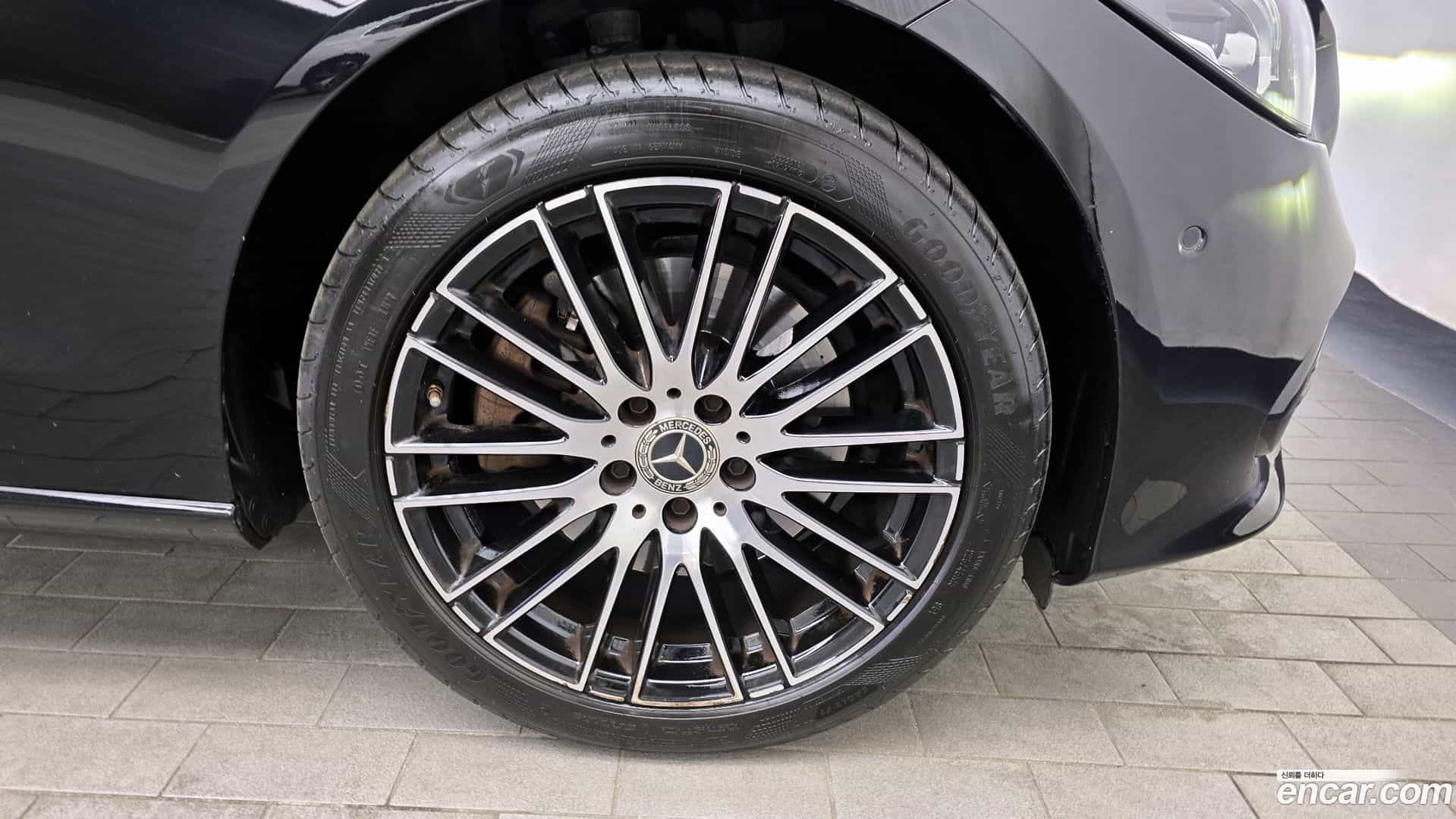C-Class Mercedes-Benz 2022.4-OUTER-005