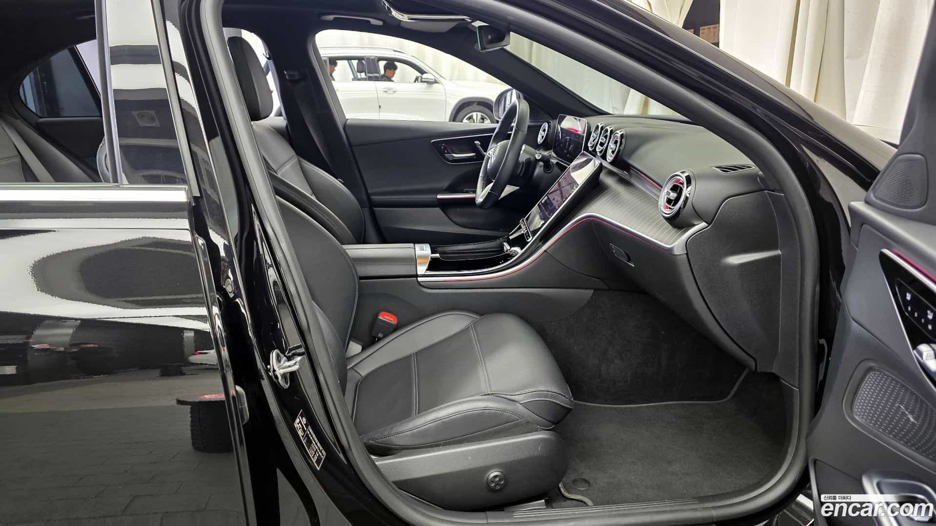 C-Class Mercedes-Benz 2022.4-OPTION-015