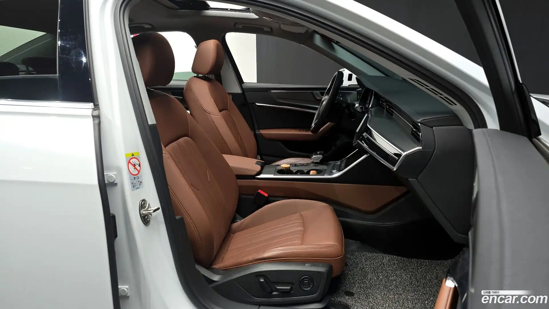 A6 Audi 2023.11-INNER-010