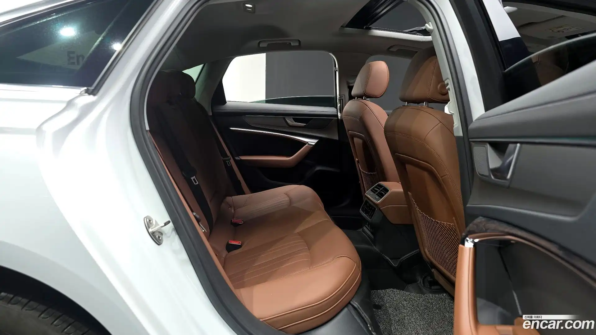 A6 Audi 2023.11-OPTION-016