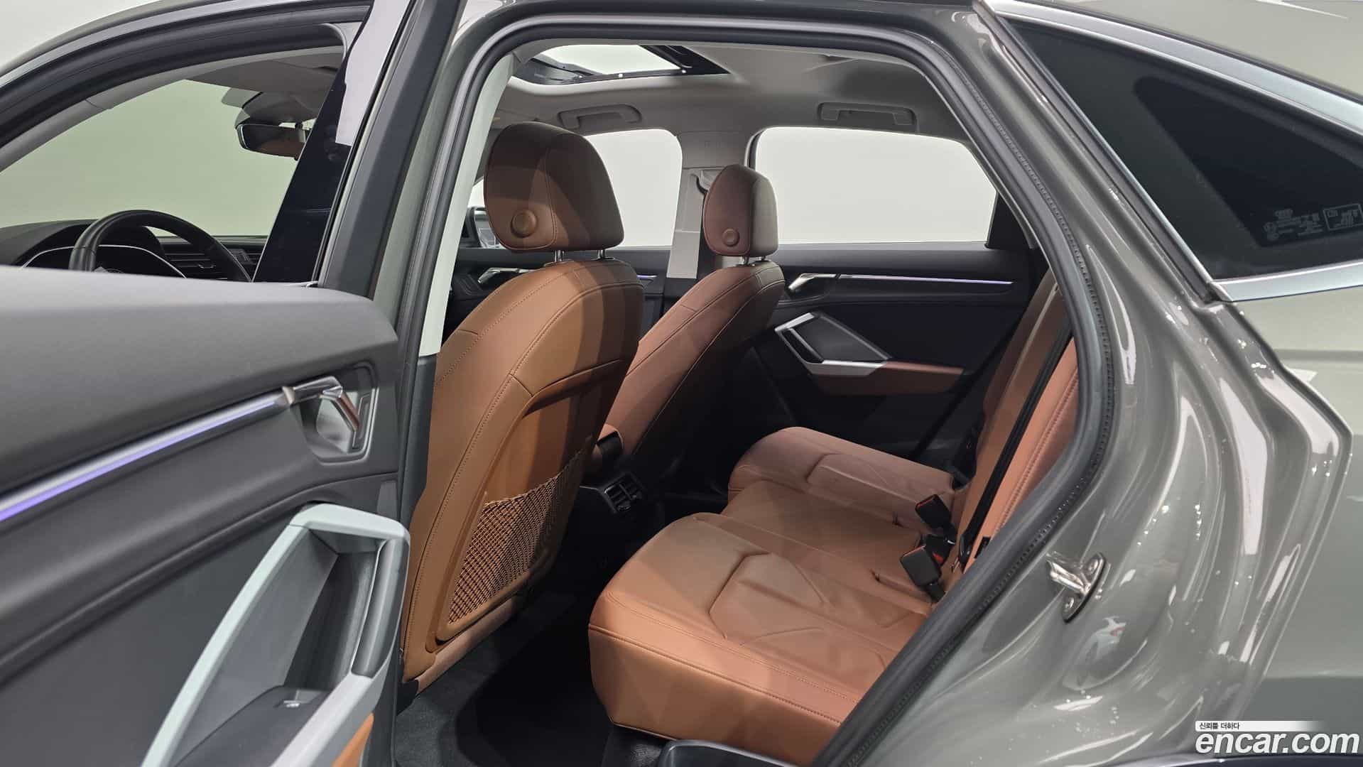 Q3 Audi 2023.9-OPTION-016