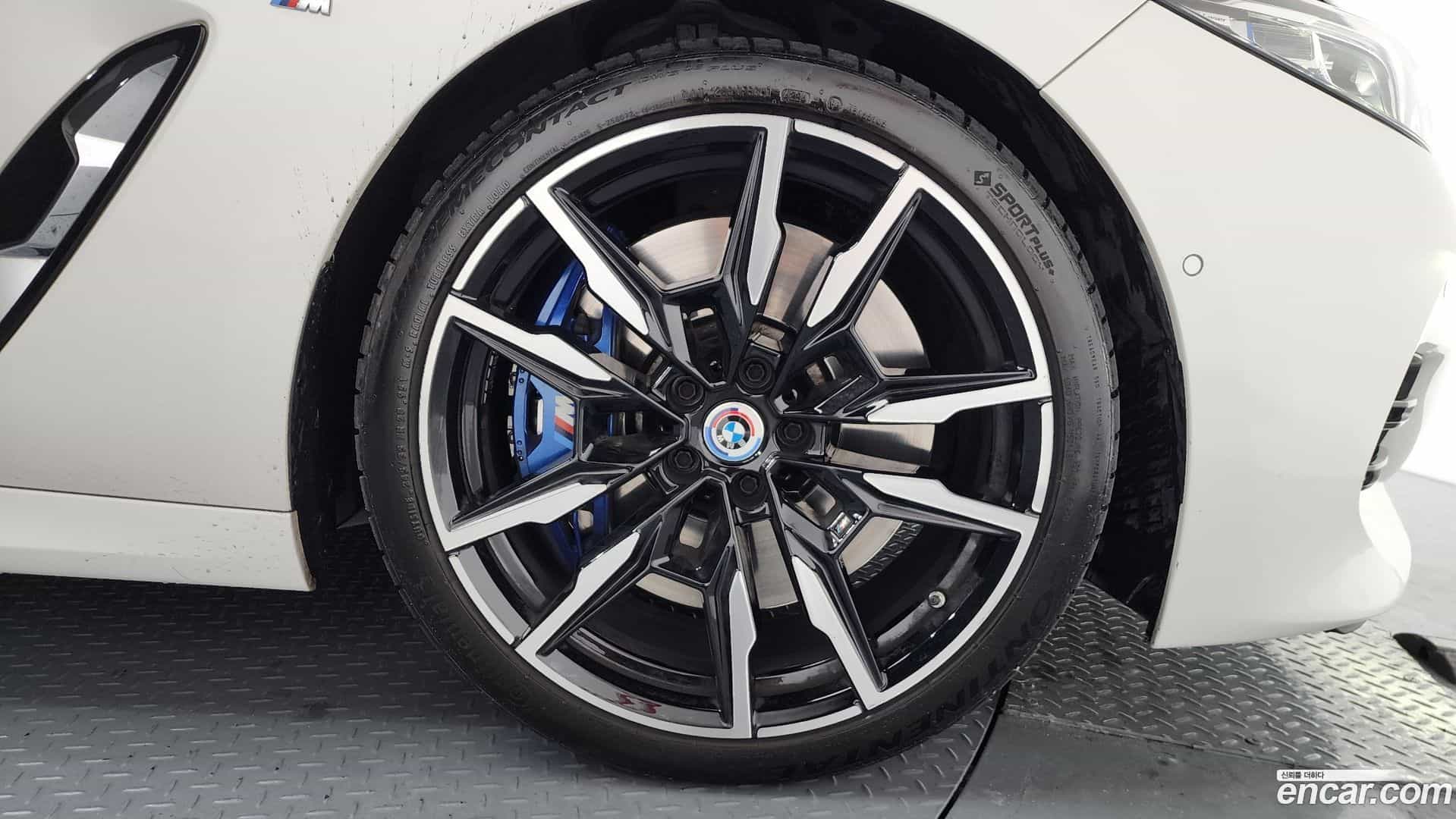 8-Series BMW 2022.9-OUTER-005