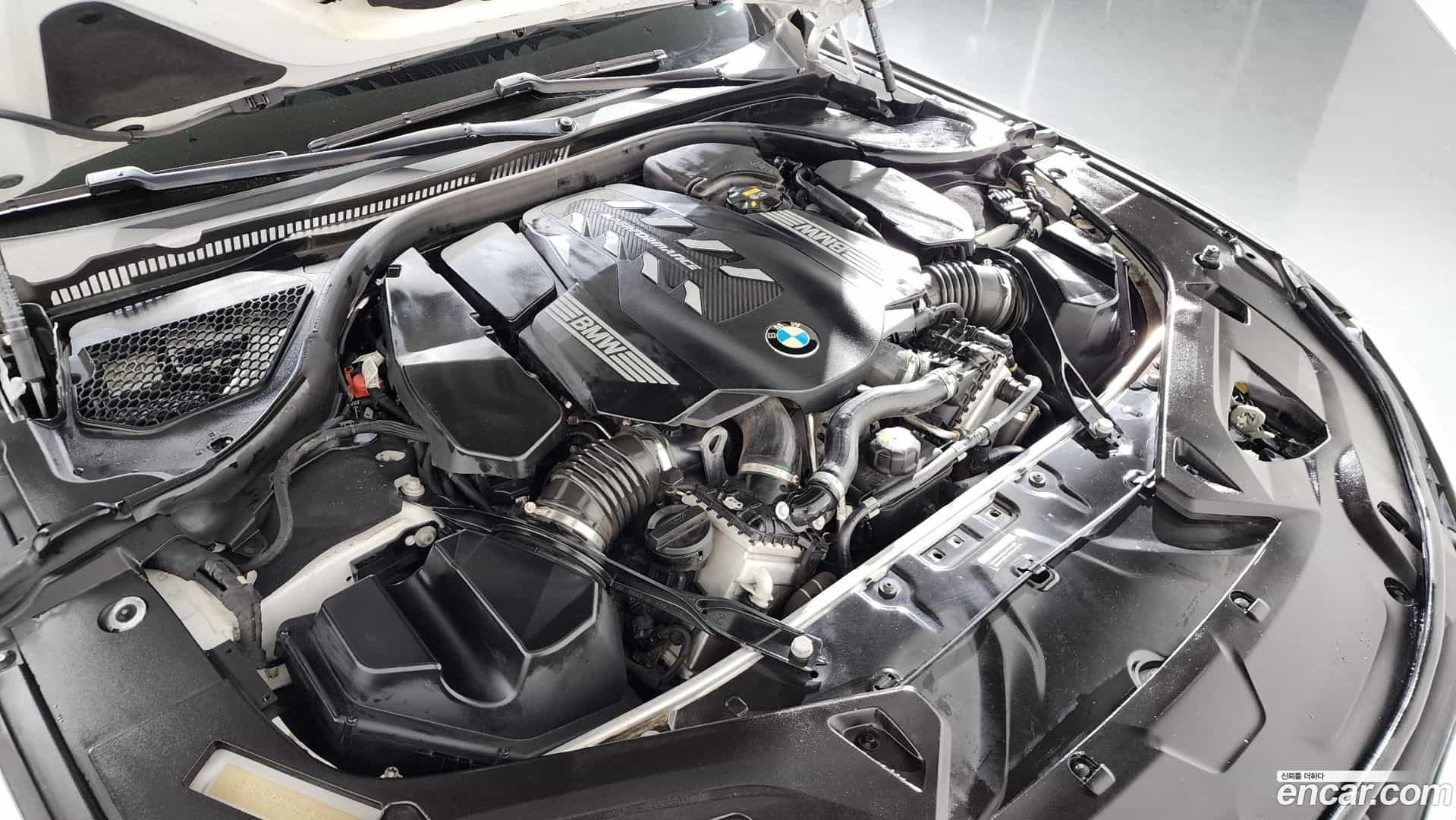 8-Series BMW 2022.9-OUTER-006