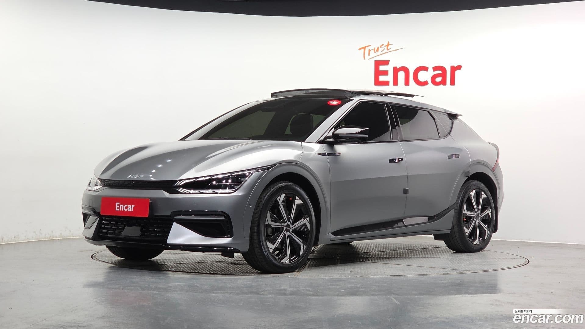 Main__Slider__Photo:EV6 Kia 2023.7-0