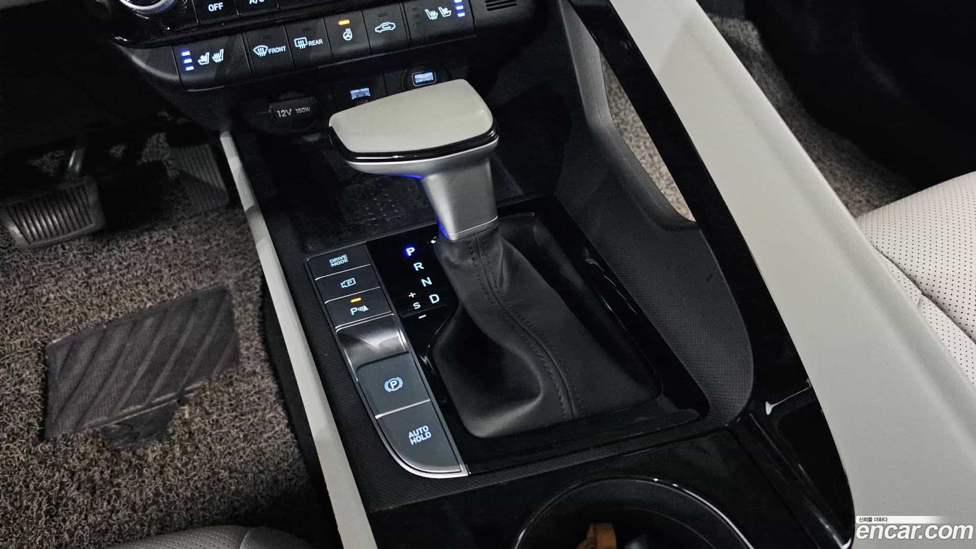 AVANTE Hyundai 2022.0-INNER-009