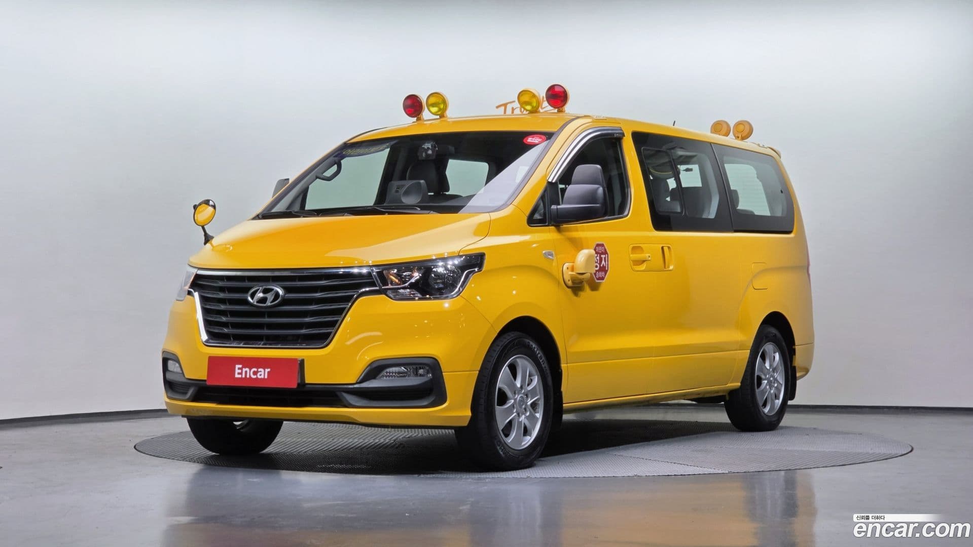 Main__Slider__Photo:Starex Hyundai 2019.3-0