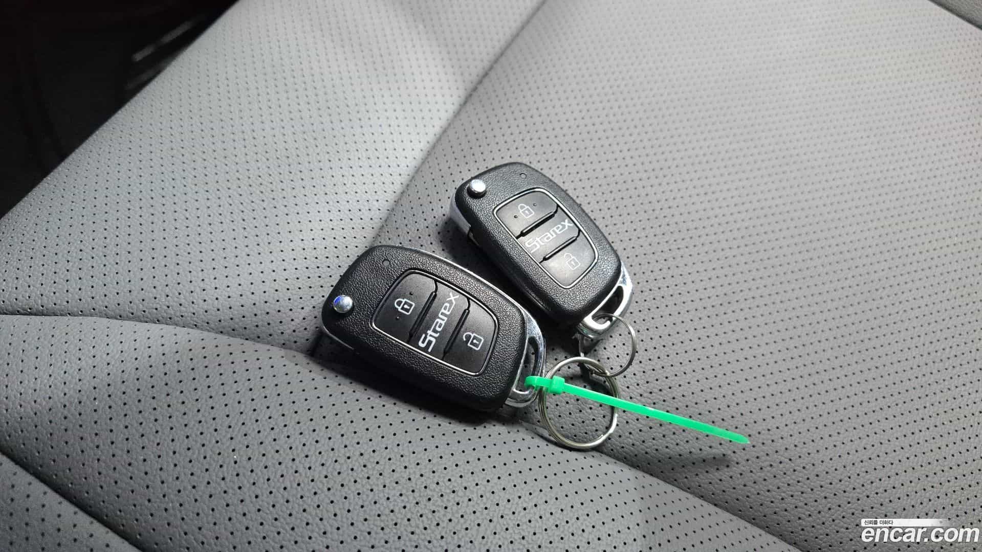 Starex Hyundai 2019.3-OPTION-020