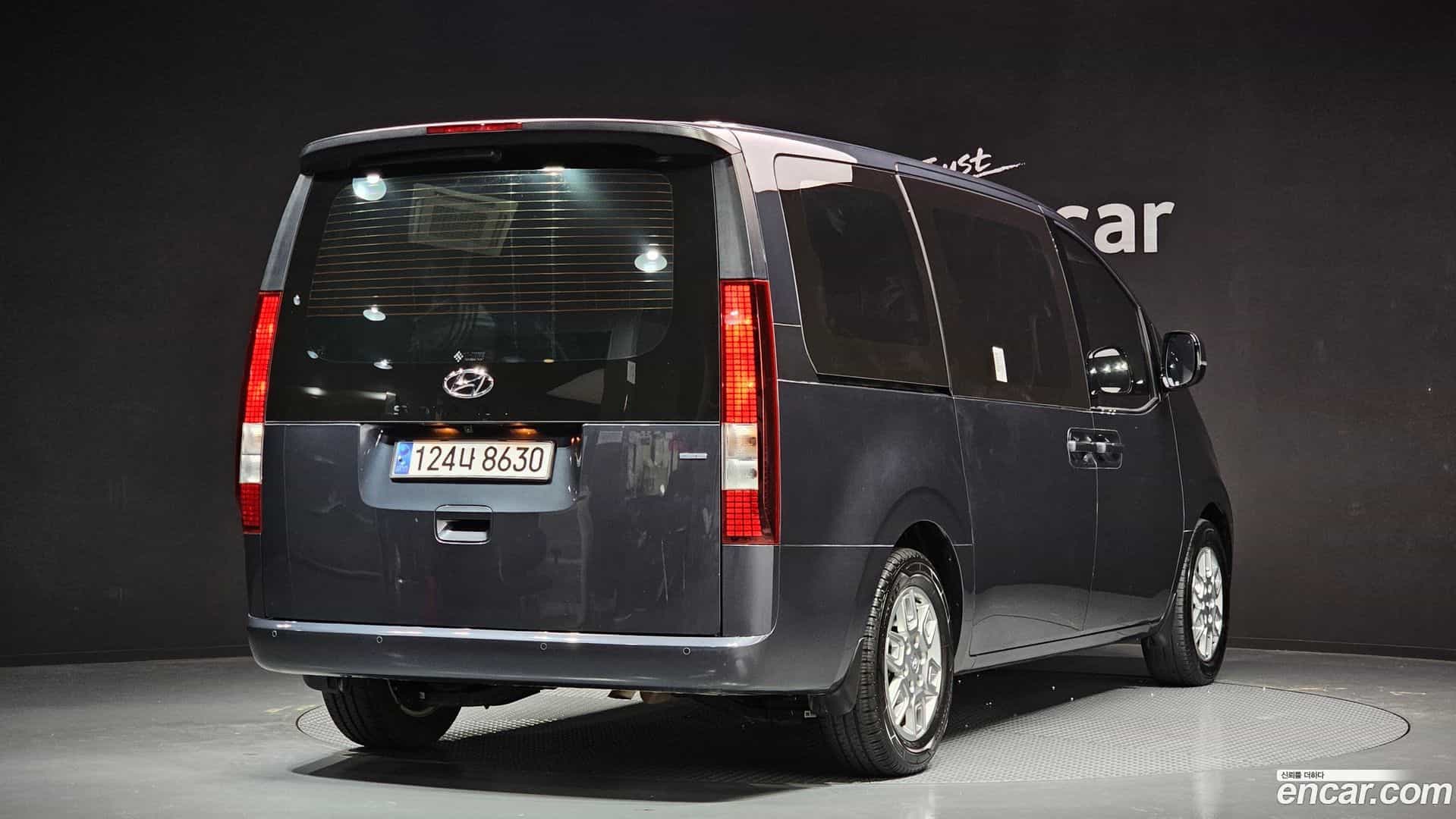 Staria Hyundai 2023.4-OUTER-002
