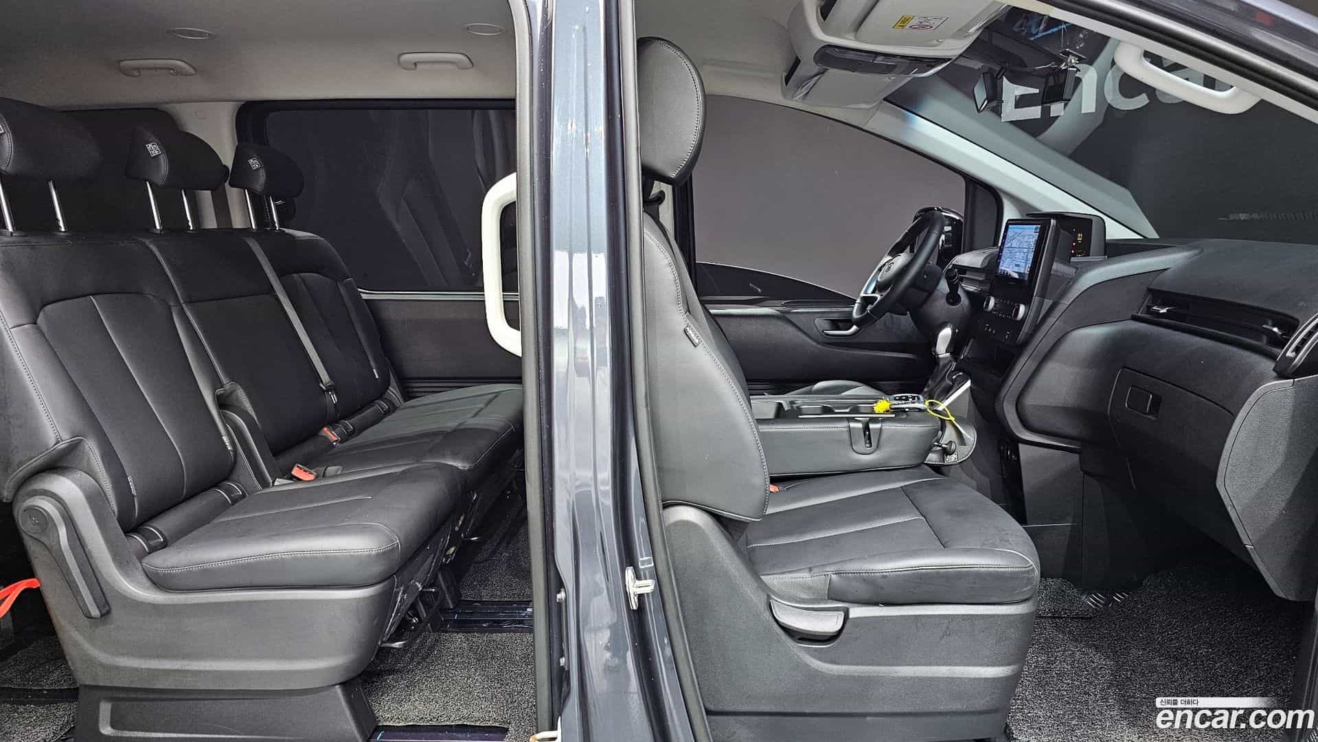 Staria Hyundai 2023.4-INNER-010