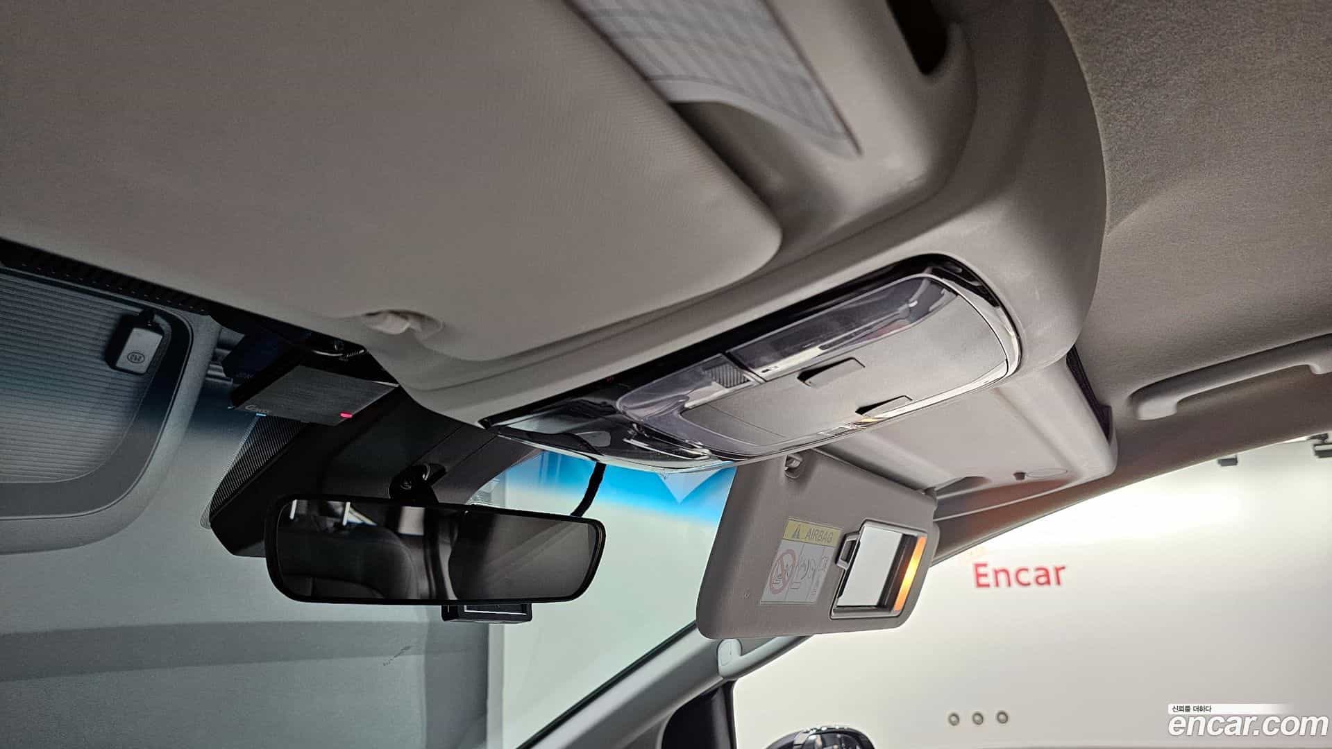 Staria Hyundai 2023.4-OPTION-022