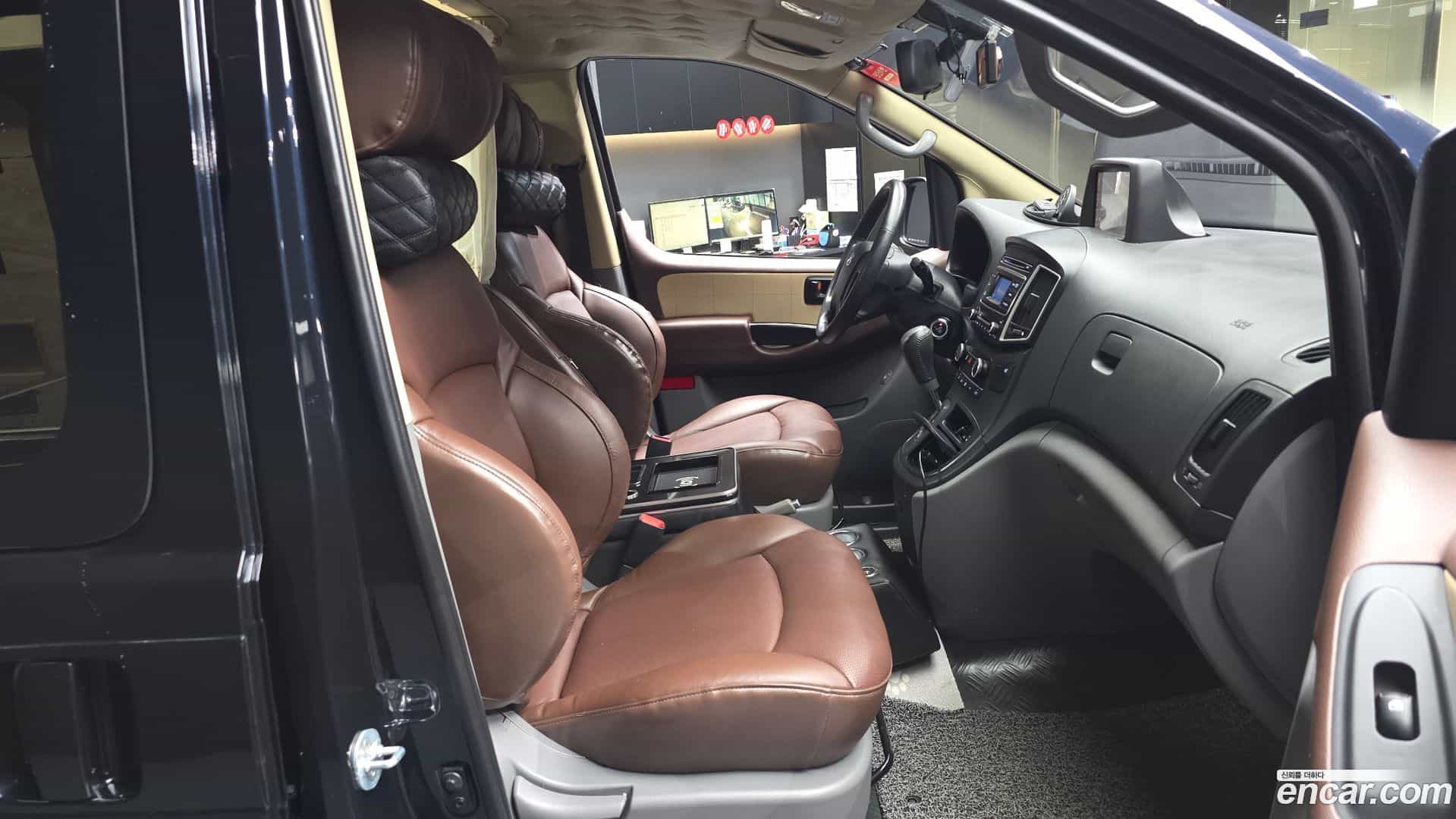 Starex Hyundai 2021.1-OPTION-015