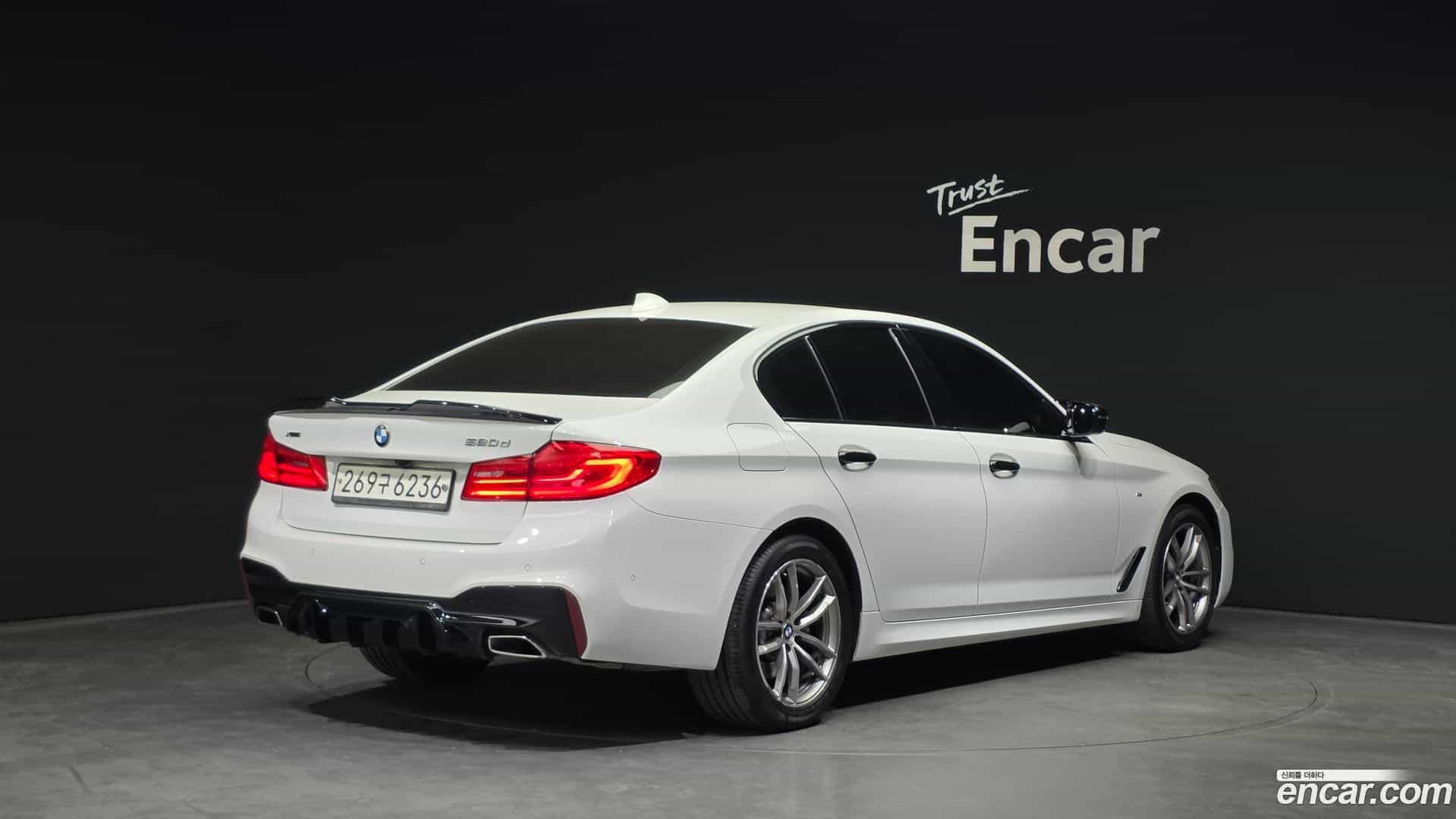 5-Series BMW 2017.8-OUTER-002