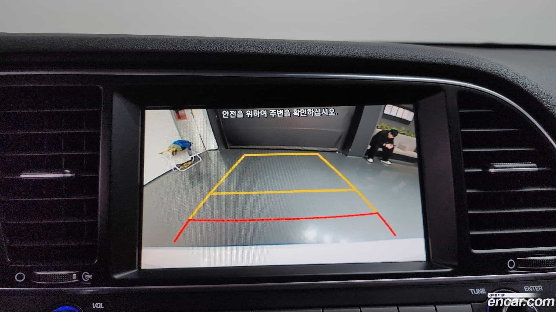 AVANTE Hyundai 2018.6-OPTION-021