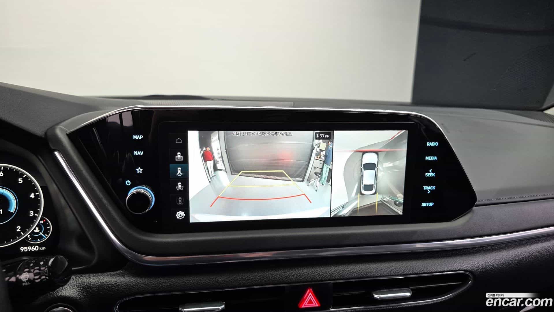 Sonata Hyundai 2022.10-OPTION-019