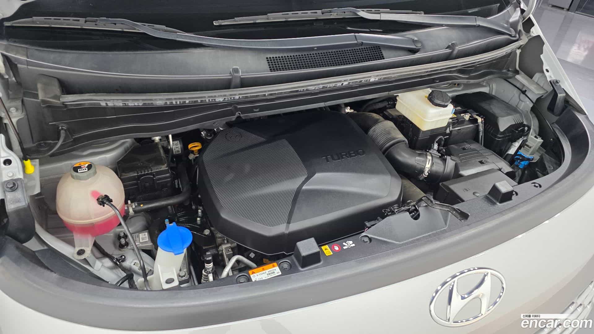 Staria Hyundai 2023.1-OUTER-006