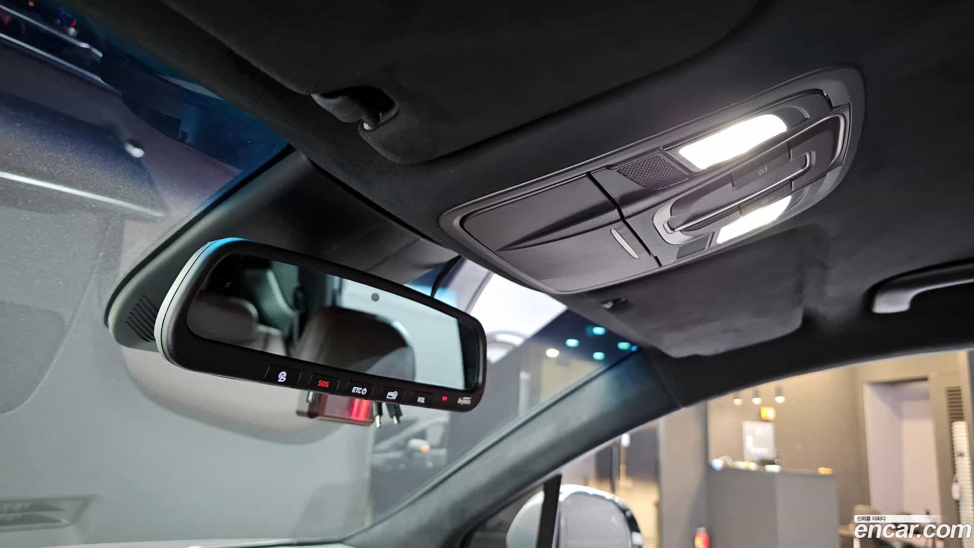 Santafe Hyundai 2018.8-OPTION-022