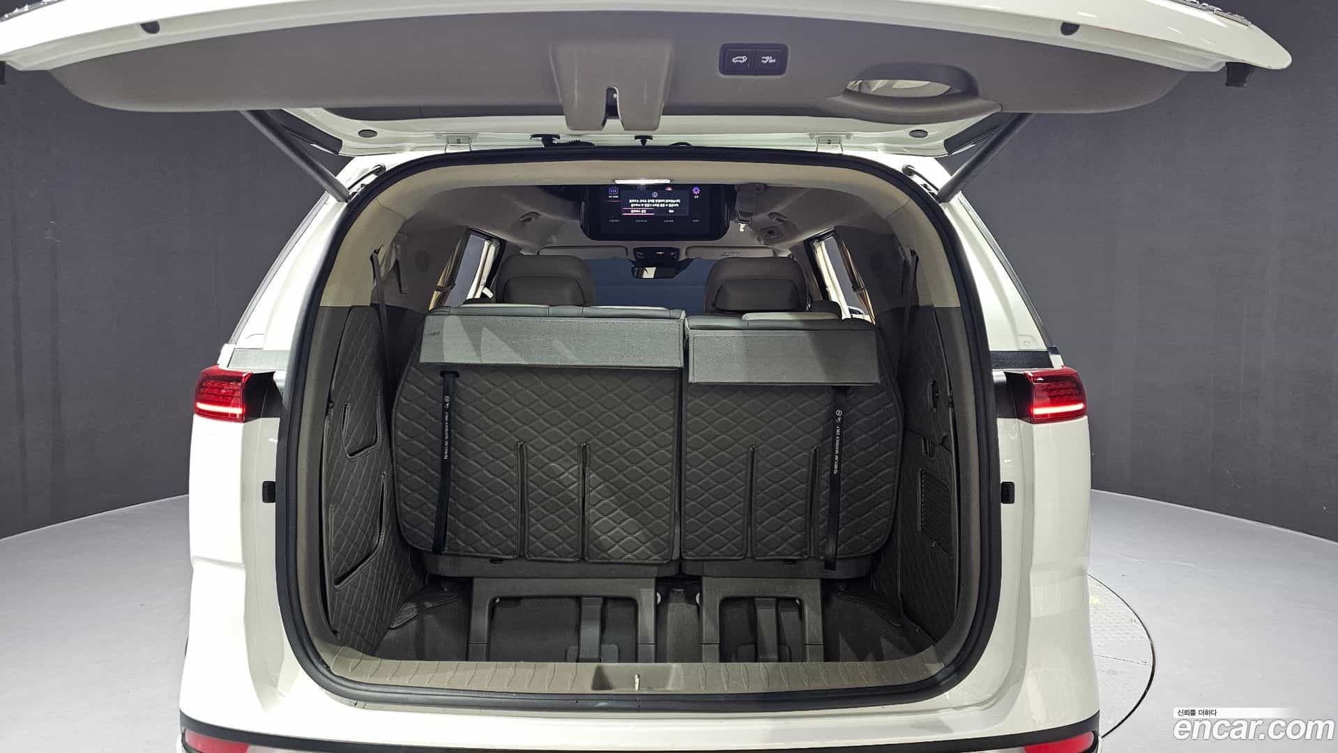 Canival Kia 2021.4-OPTION-024