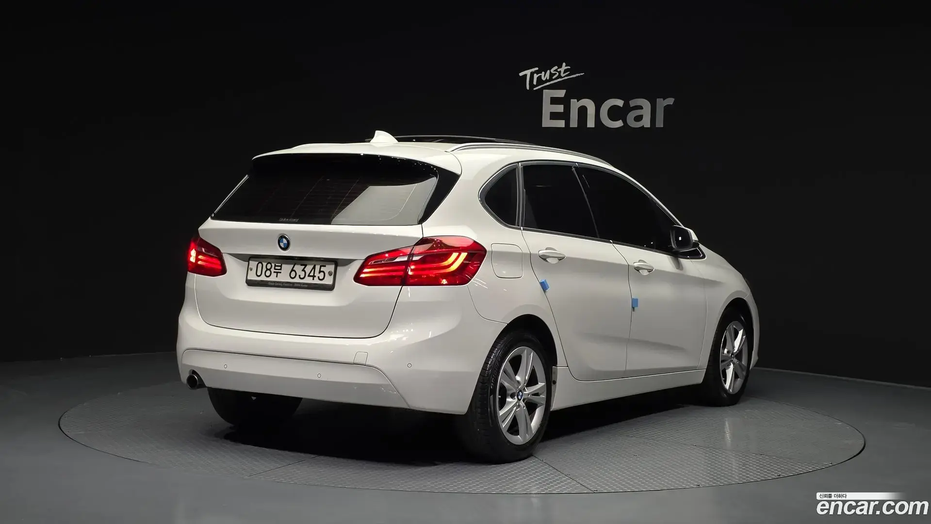 Main__Slider__Photo:2-Series BMW 2018.4-1