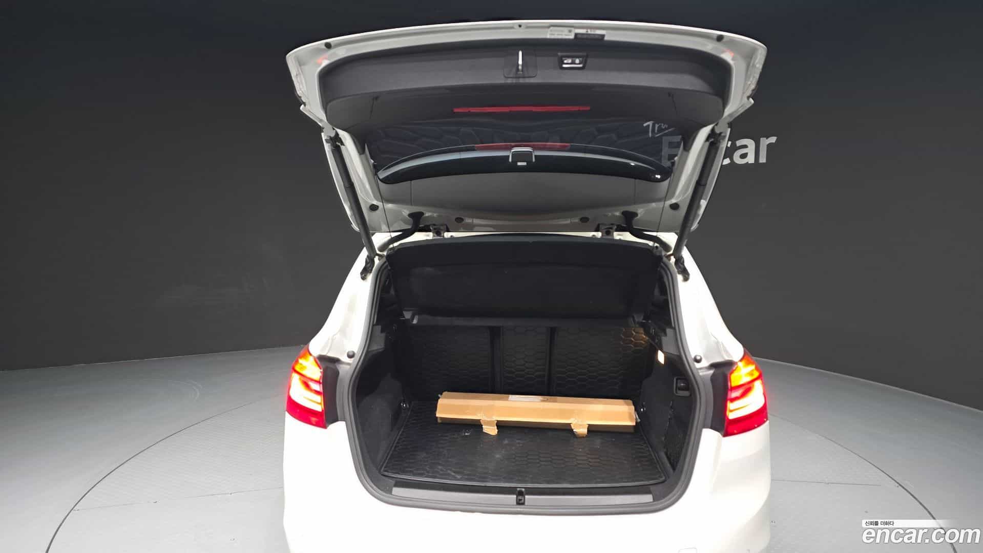 2-Series BMW 2018.4-OPTION-024