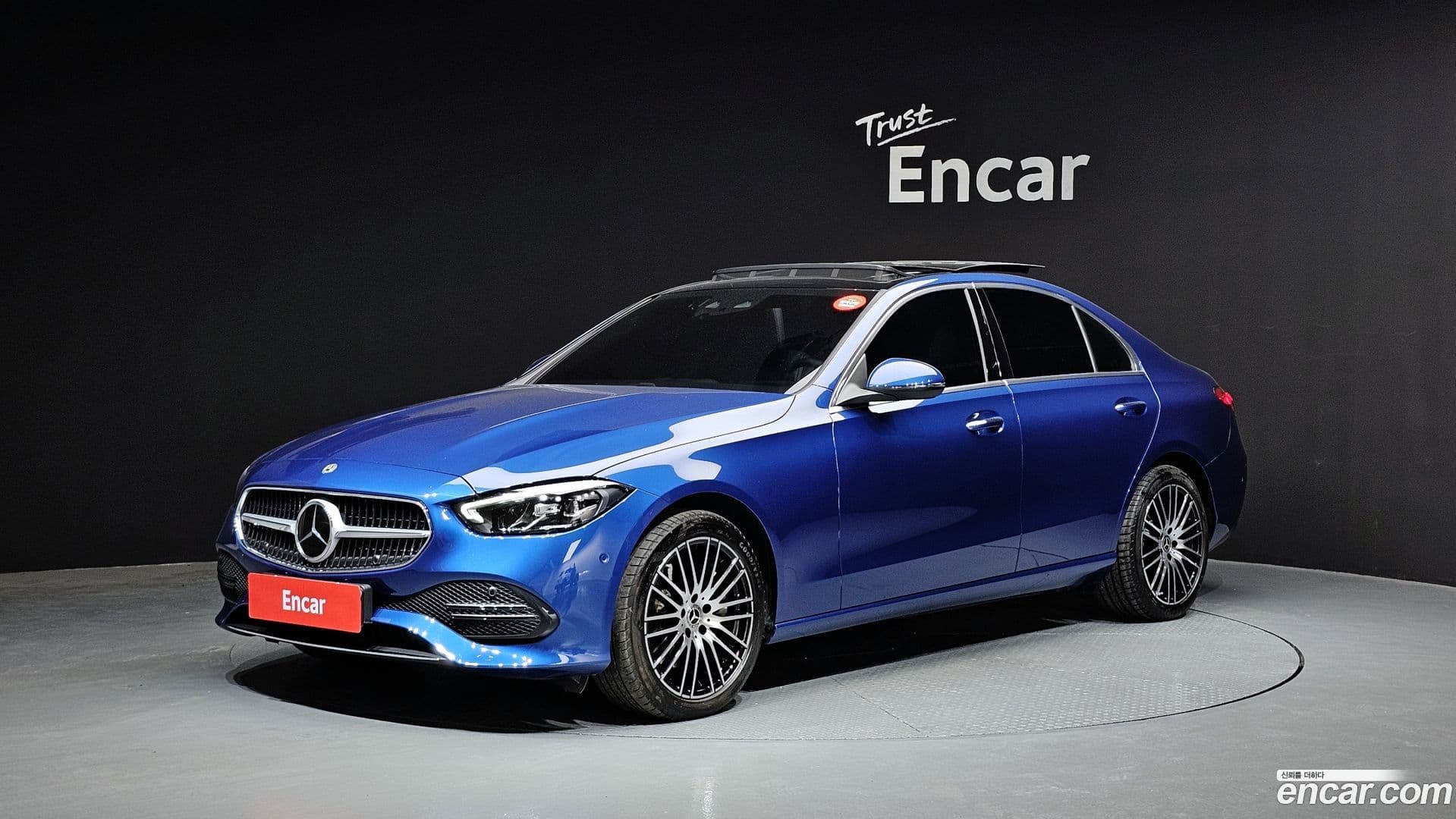 Main__Slider__Photo:C-Class Mercedes-Benz 2022.3-0