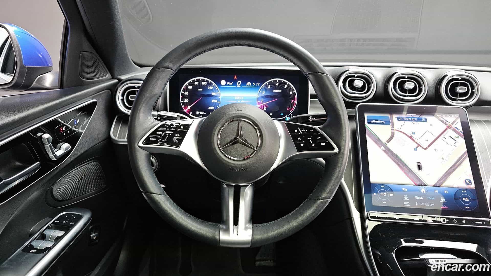 C-Class Mercedes-Benz 2022.3-OPTION-017