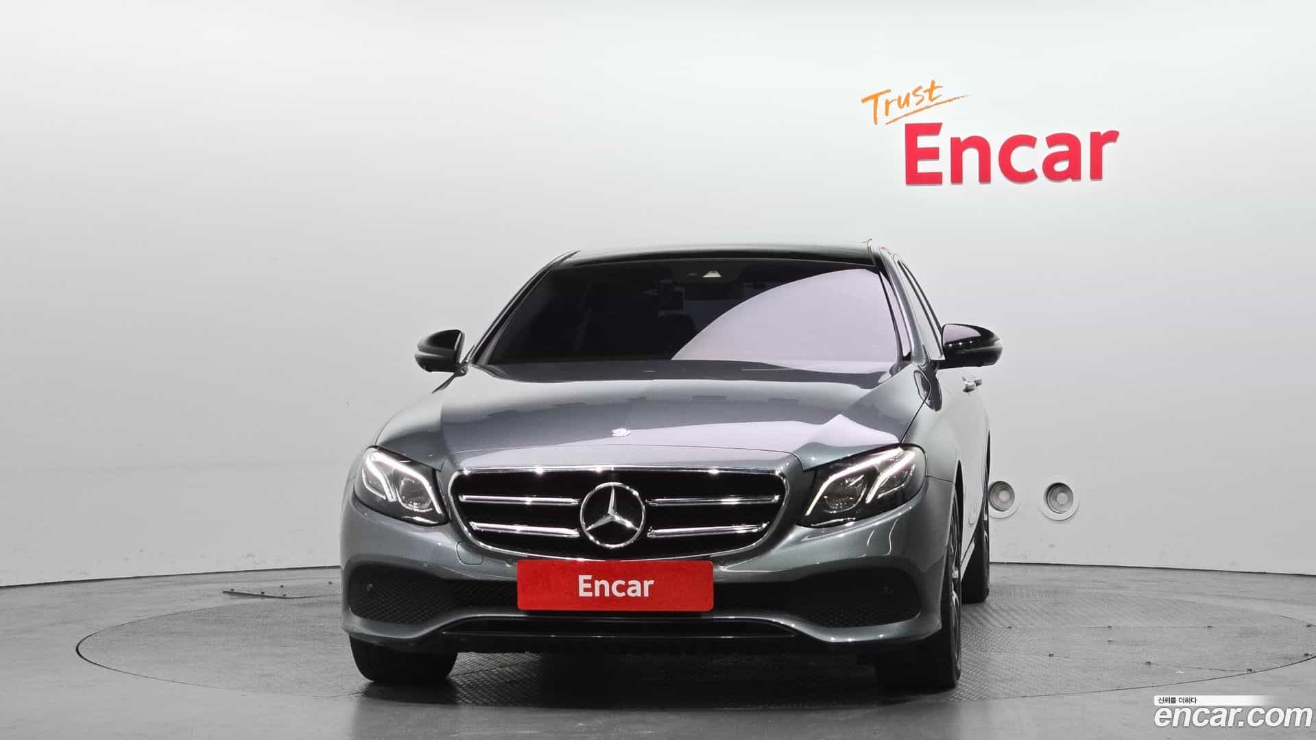 E-Class Mercedes-Benz 2016.6-OUTER-003