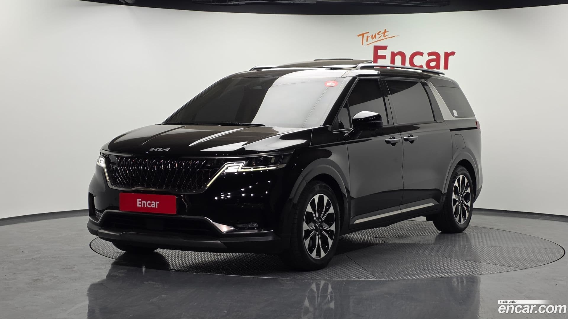 Main__Slider__Photo:Canival Kia 2022.10-0